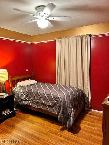 3717 Allenwood Drive SE, Warren, OH 44484