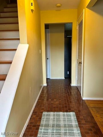 3717 Allenwood Drive SE, Warren, OH 44484