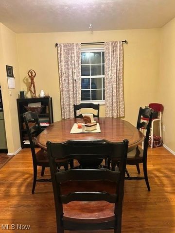 3717 Allenwood Drive SE, Warren, OH 44484