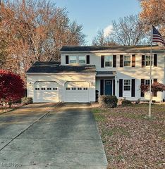 3717 Allenwood Drive SE, Warren, OH 44484