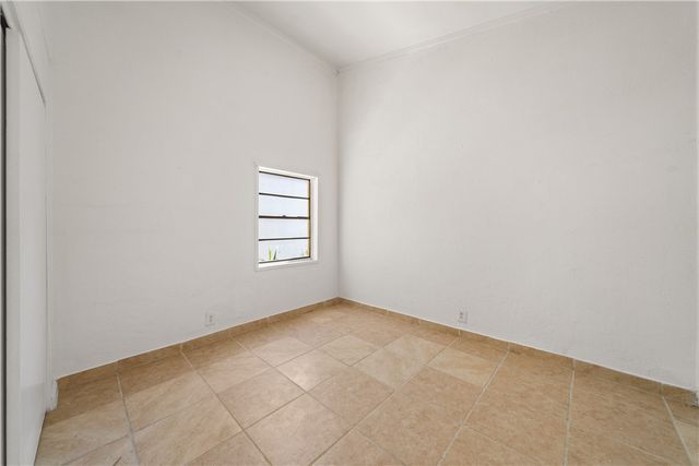 1513 Parker St, Kingsville, TX 78363