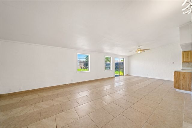 1513 Parker St, Kingsville, TX 78363