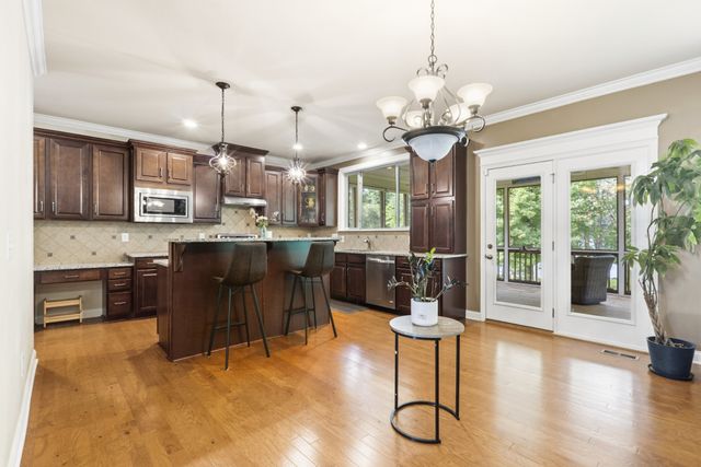 133 Windmill Pointe Cir, Hendersonville, TN 37075
