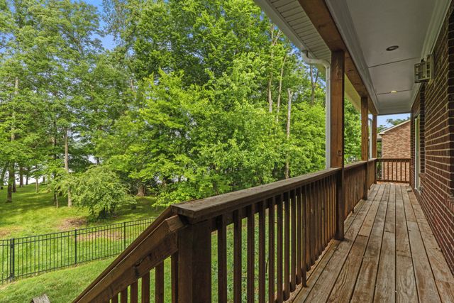 133 Windmill Pointe Cir, Hendersonville, TN 37075