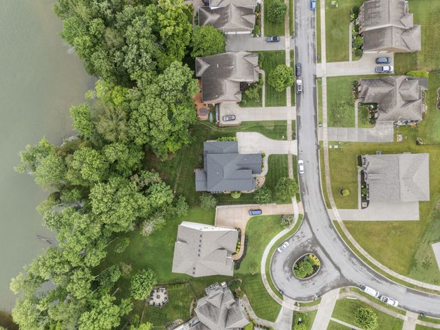133 Windmill Pointe Cir, Hendersonville, TN 37075