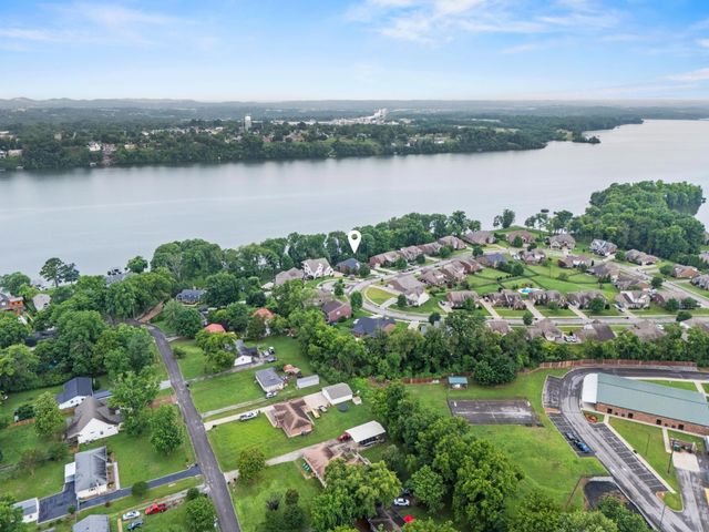 133 Windmill Pointe Cir, Hendersonville, TN 37075