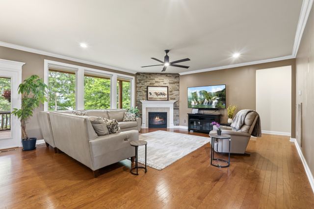 133 Windmill Pointe Cir, Hendersonville, TN 37075