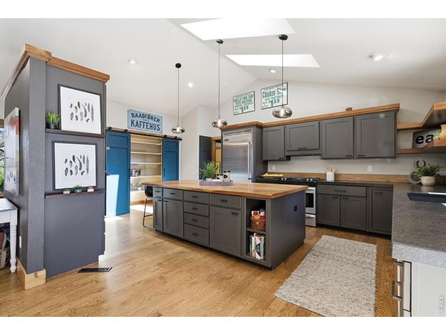 2205 Stonecrest Dr, Fort Collins, CO 80521