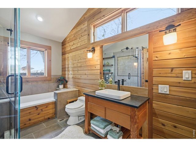 2205 Stonecrest Dr, Fort Collins, CO 80521