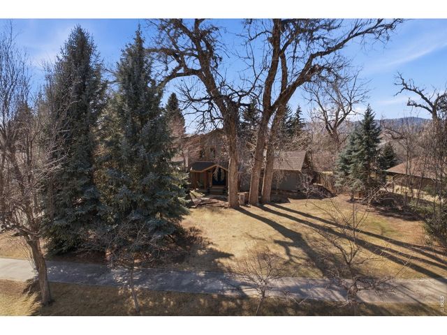 2205 Stonecrest Dr, Fort Collins, CO 80521