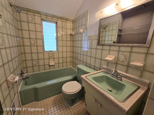 3406 Gratiot Avenue, Flint, MI 48503