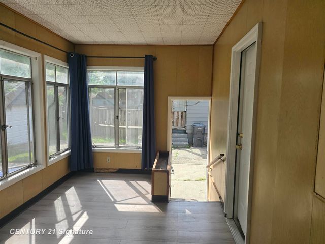 3406 Gratiot Avenue, Flint, MI 48503