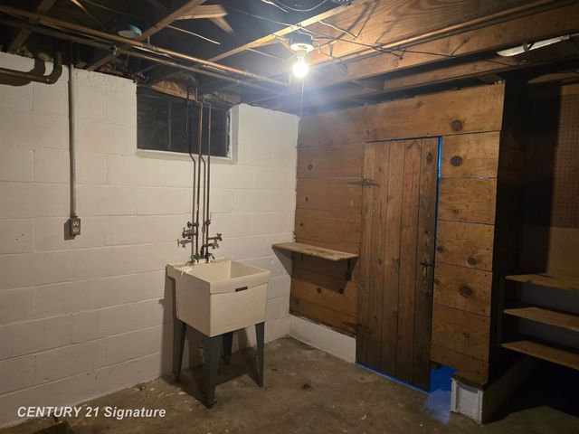 3406 Gratiot Avenue, Flint, MI 48503