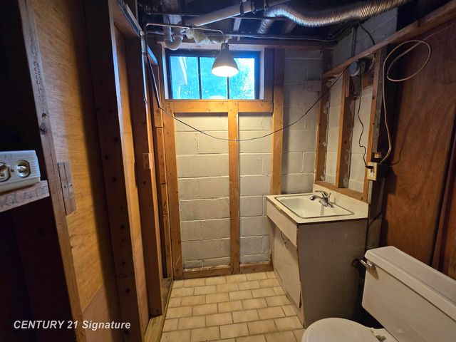 3406 Gratiot Avenue, Flint, MI 48503