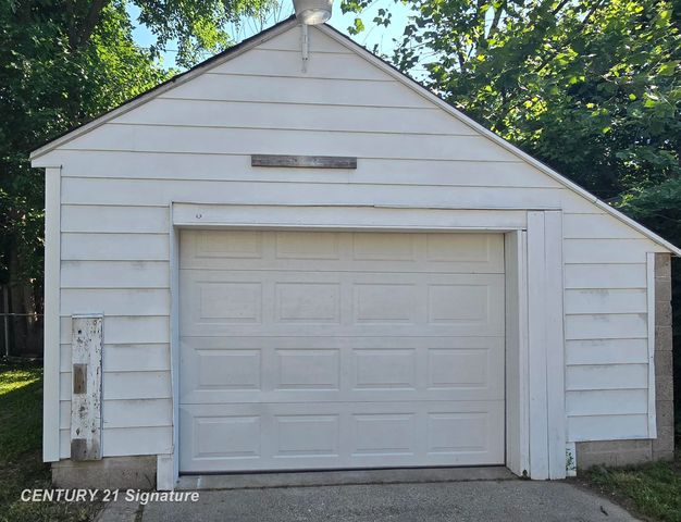 3406 Gratiot Avenue, Flint, MI 48503