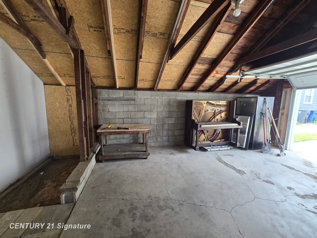 3406 Gratiot Avenue, Flint, MI 48503