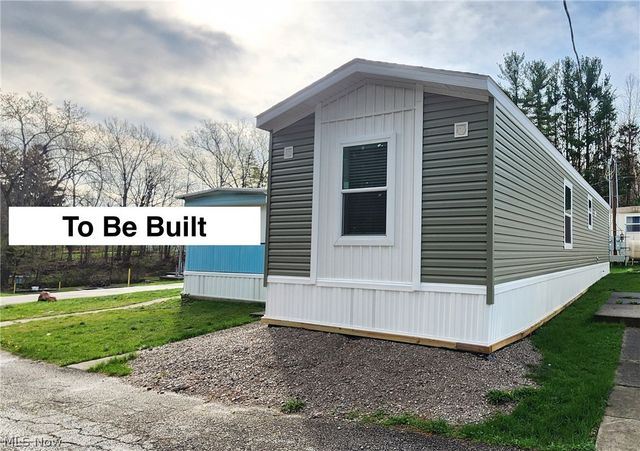 9735 Chillicothe Road 10, Kirtland, OH 44094