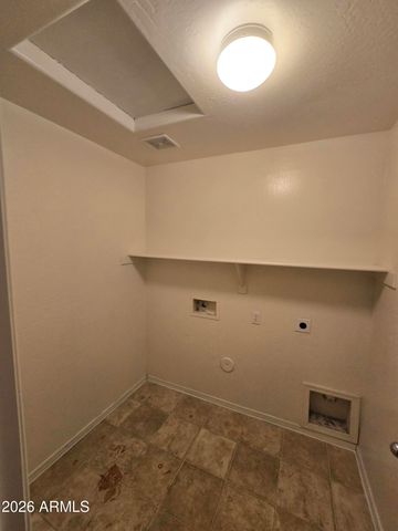 25853 W ELIZABETH Avenue, Buckeye, AZ 85326