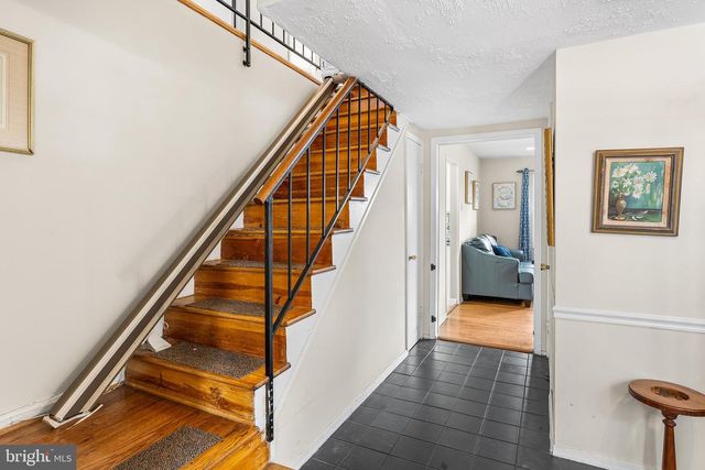 11 TEMPEST LN, Willingboro, NJ 08046