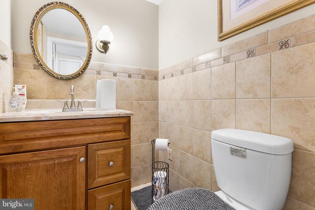 11 TEMPEST LN, Willingboro, NJ 08046