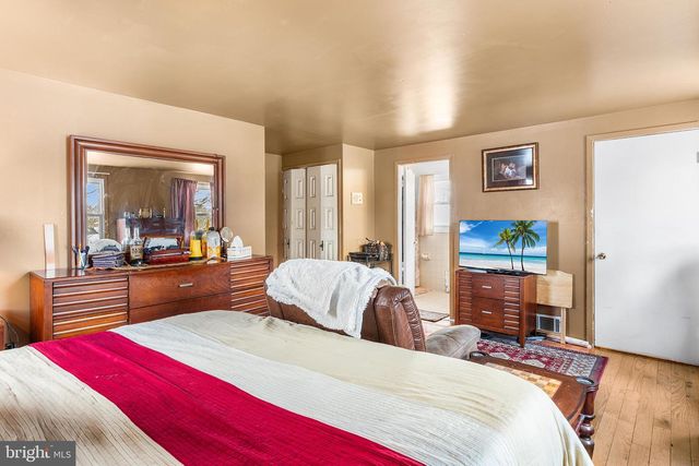 11 TEMPEST LN, Willingboro, NJ 08046