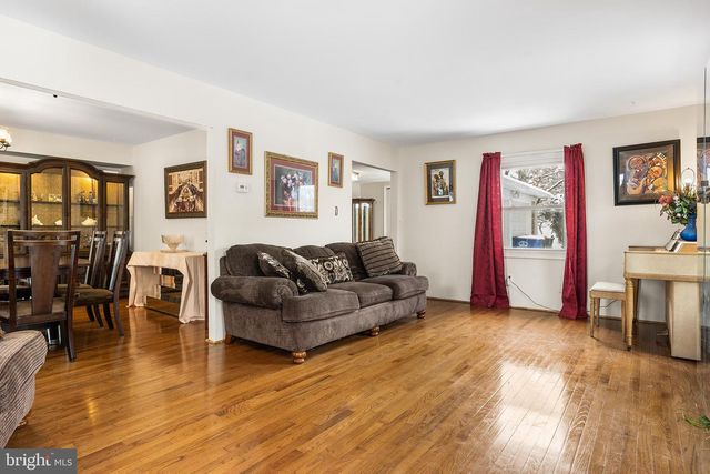 11 TEMPEST LN, Willingboro, NJ 08046