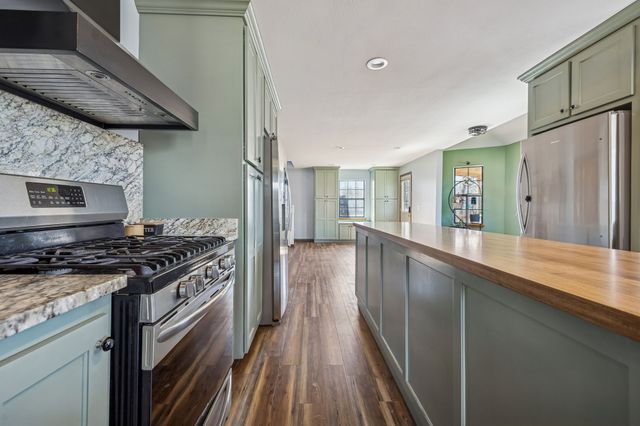 485 Lower Roans Creek Rd, Linden, TN 37096