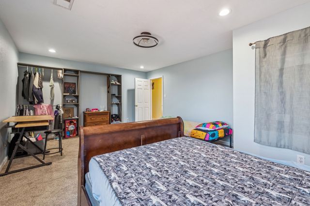 485 Lower Roans Creek Rd, Linden, TN 37096