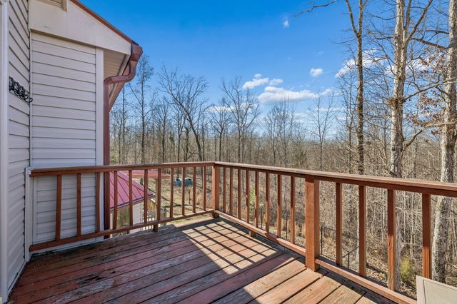 485 Lower Roans Creek Rd, Linden, TN 37096