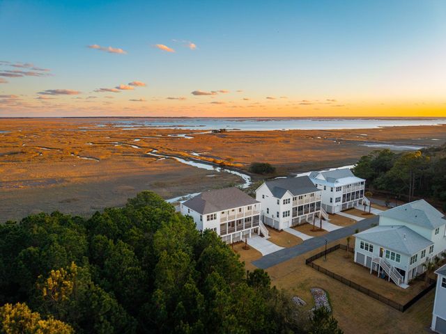 3908 Seafood Lane, Awendaw, SC 29429