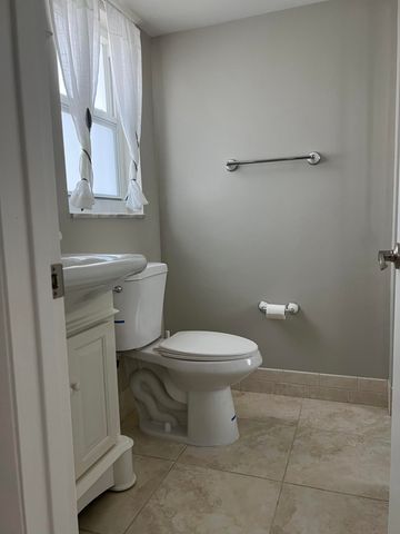 230 NE 26th Avenue 207, Boynton Beach, FL 33435