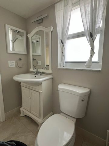230 NE 26th Avenue 207, Boynton Beach, FL 33435