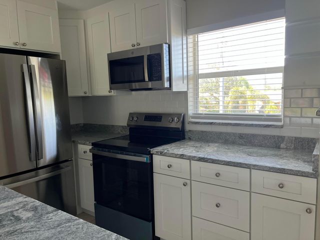 230 NE 26th Avenue 207, Boynton Beach, FL 33435
