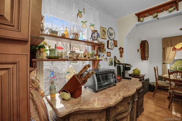 103 Wauwepex Trail, Ridge, NY 11961