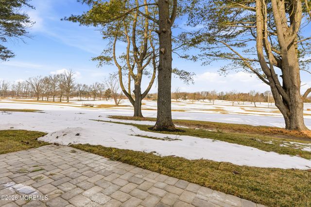 124 Eagle Way, Eatontown, NJ 07724