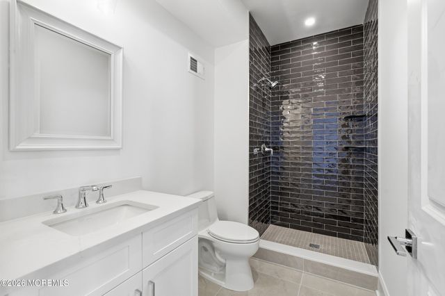 124 Eagle Way, Eatontown, NJ 07724