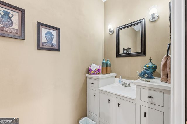 114 Shady Cove, Byron, GA 31008