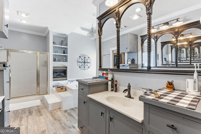 114 Shady Cove, Byron, GA 31008