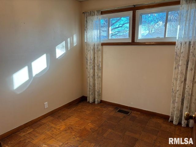 3625 SHEFFIELD Road, Springfield, IL 62703