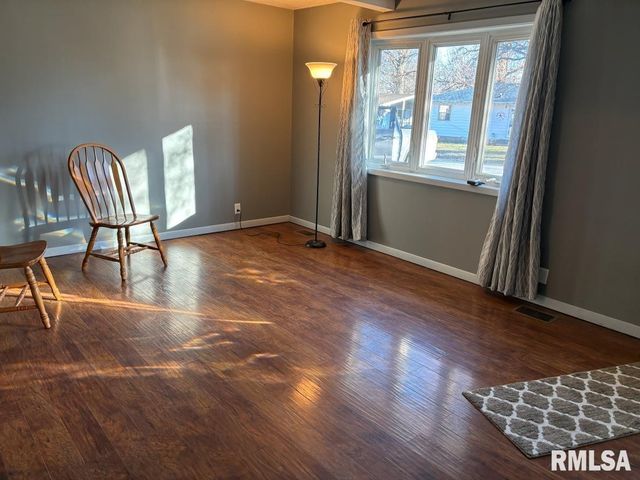 3625 SHEFFIELD Road, Springfield, IL 62703