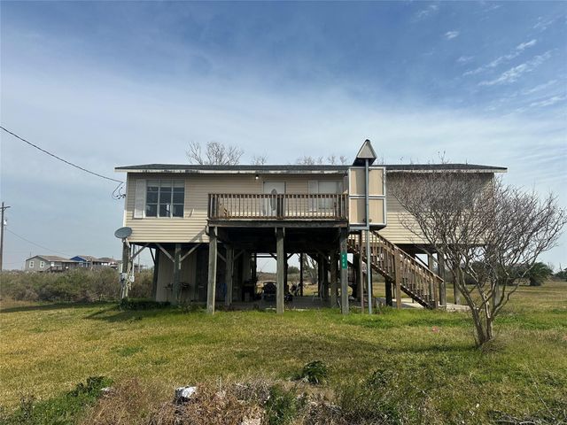 908 20th Street, Port Bolivar, TX 77650