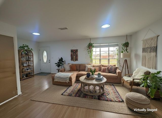 908 20th Street, Port Bolivar, TX 77650