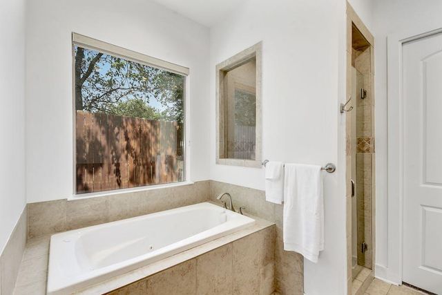 1006 Lipan TRL, Austin, TX 78733