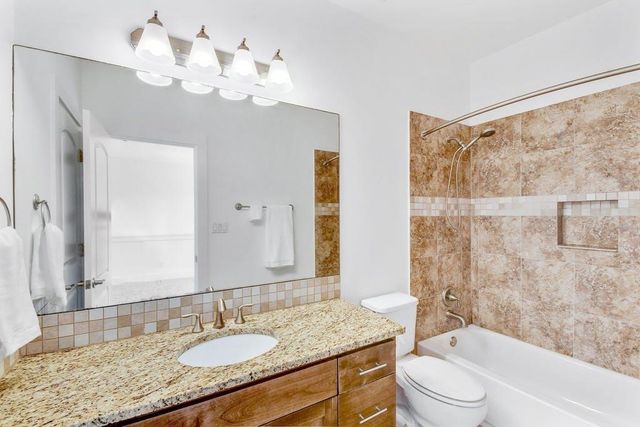 1006 Lipan TRL, Austin, TX 78733