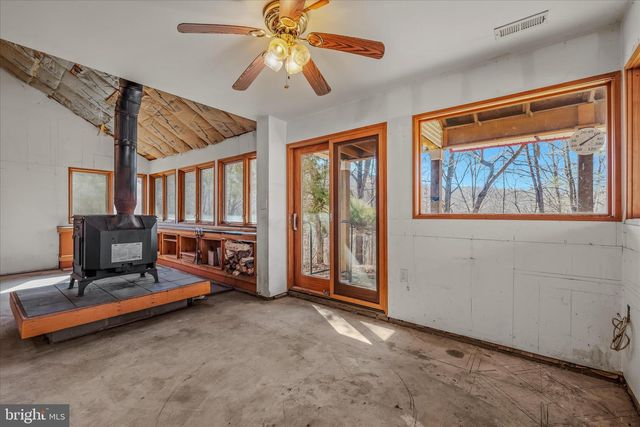 292 BIG PARK RD, Hedgesville, WV 25427