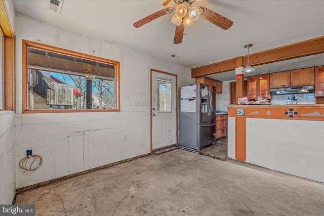 292 BIG PARK RD, Hedgesville, WV 25427