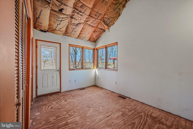 292 BIG PARK RD, Hedgesville, WV 25427