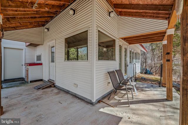 292 BIG PARK RD, Hedgesville, WV 25427