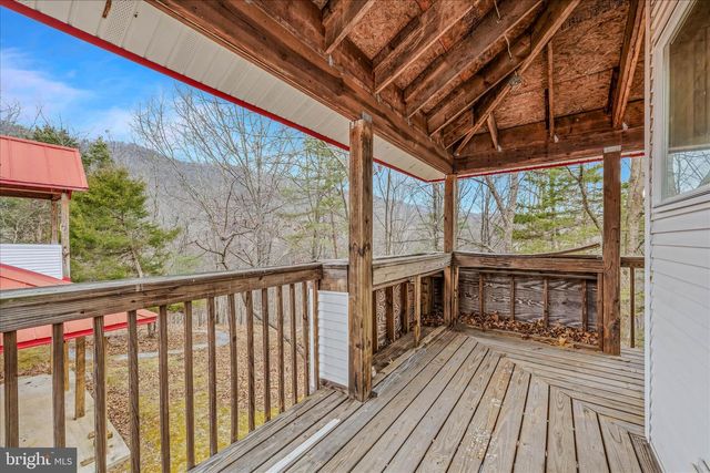 292 BIG PARK RD, Hedgesville, WV 25427