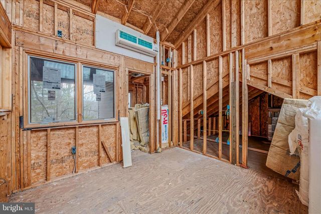 292 BIG PARK RD, Hedgesville, WV 25427